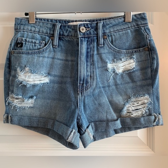Kancan Ashford Distressed Cuffed Denim Shorts - Picture 10 of 16